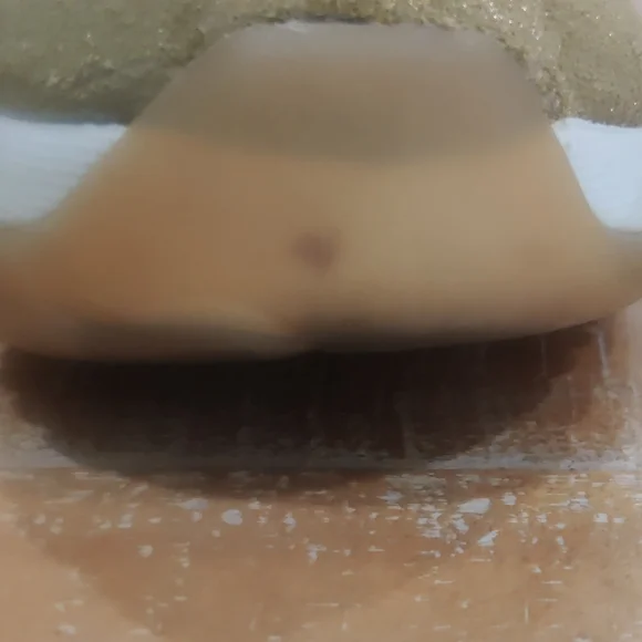 Jordan 11's Olive Lux - Picture 9 of 11